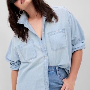 Gap Chambray Denim button up